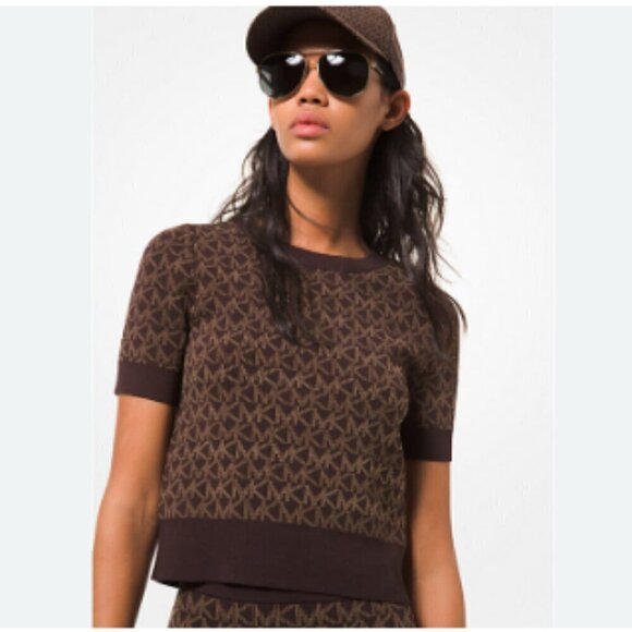 NWOT MICHAEL KORS LOGO JACQUARD SHORT-SLEEVE SWEATER - Picture 1 of 9